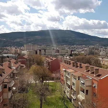 Station Apartment, Location In Apartment