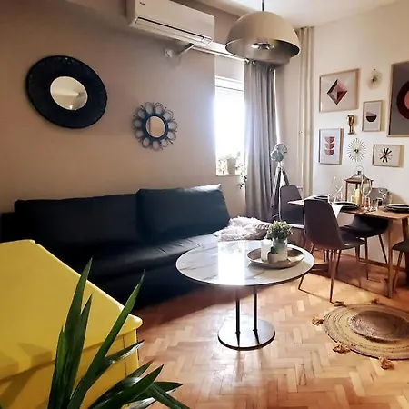 Station Apartment, Location In Apartment Skopje