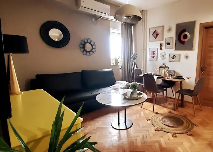 Station Apartment, Location In Апартаменти Скоп'є